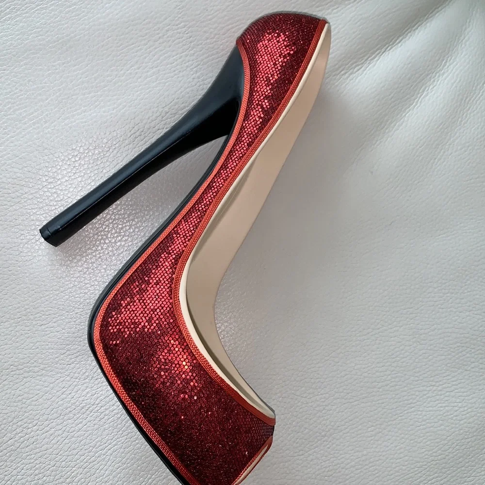 Wild Eye Designs High Heel‎ Bottle Holder, Red Sequins